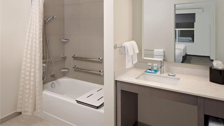 <b>Hyatt House Irvine/John Wayne Airport Room</b>. Images powered by <a href="https://iceportal.shijigroup.com/" title="IcePortal" target="_blank">IcePortal</a>.