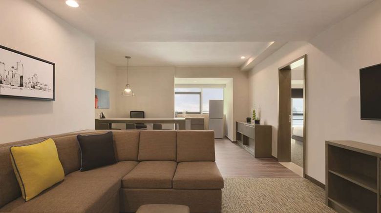<b>Hyatt House Shenzhen Airport Suite</b>. Images powered by <a href="https://iceportal.shijigroup.com/" title="IcePortal" target="_blank">IcePortal</a>.