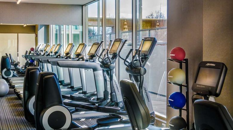<b>Hyatt Place Washington DC/National Mall Health</b>. Images powered by <a href="https://iceportal.shijigroup.com/" title="IcePortal" target="_blank">IcePortal</a>.
