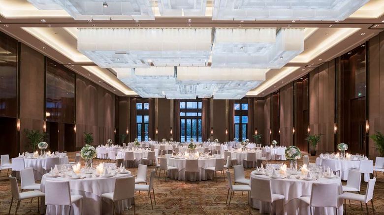 <b>Hyatt Regency Xi'an Ballroom</b>. Images powered by <a href="https://iceportal.shijigroup.com/" title="IcePortal" target="_blank">IcePortal</a>.