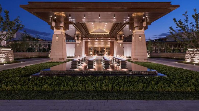 <b>Hyatt Regency Xi'an Exterior</b>. Images powered by <a href="https://iceportal.shijigroup.com/" title="IcePortal" target="_blank">IcePortal</a>.