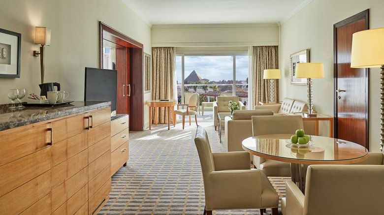 <b>Steigenberger Pyramids Cairo Hotel Suite</b>. Images powered by <a href="https://iceportal.shijigroup.com/" title="IcePortal" target="_blank">IcePortal</a>.