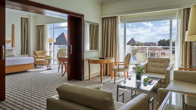 <b>Steigenberger Pyramids Cairo Hotel Suite</b>. Images powered by <a href="https://iceportal.shijigroup.com/" title="IcePortal" target="_blank">IcePortal</a>.
