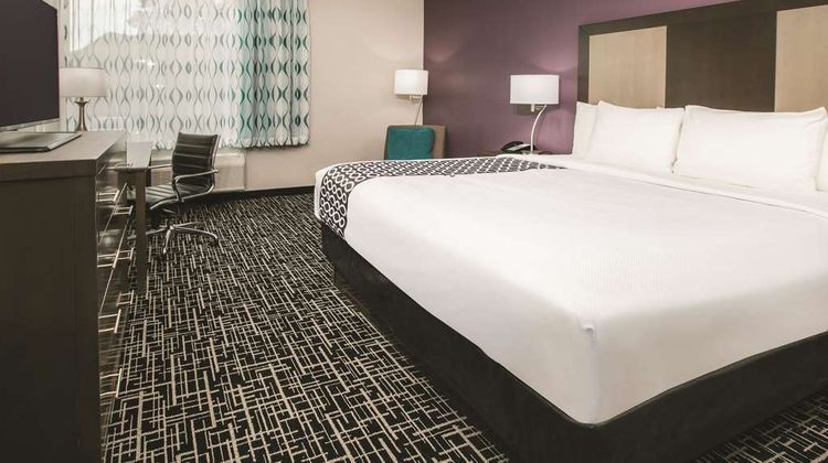 La Quinta Inn & Suites Dallas-Richardson Room