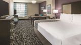 <b>La Quinta Inn & Suites Dallas-Richardson Room</b>. Images powered by <a href="https://iceportal.shijigroup.com/" title="IcePortal" target="_blank">IcePortal</a>.