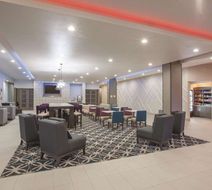 La Quinta Inn & Suites San Marcos Outlet Lobby