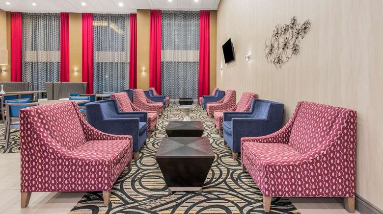 <b>La Quinta Inn & Suites Aberdeen-APG Lobby</b>. Images powered by <a href="https://iceportal.shijigroup.com/" title="IcePortal" target="_blank">IcePortal</a>.