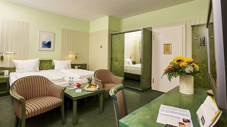 VCH by TOP Hotel Seehotel Maria Laach Room