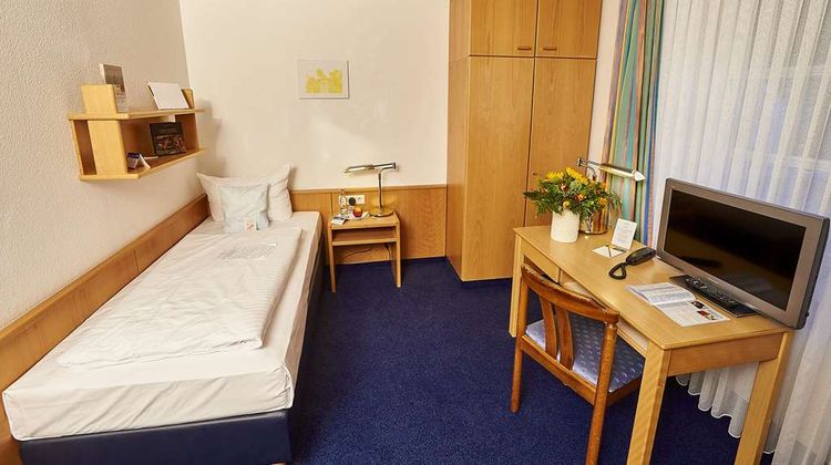 VCH by TOP Hotel Seehotel Maria Laach Room