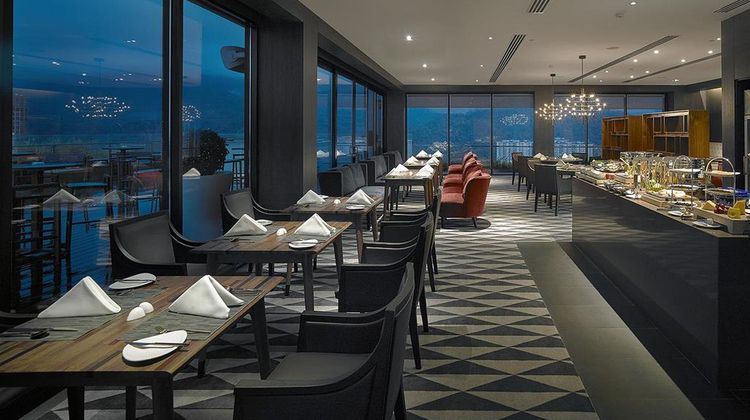 G Hotel Kelawai Restaurant