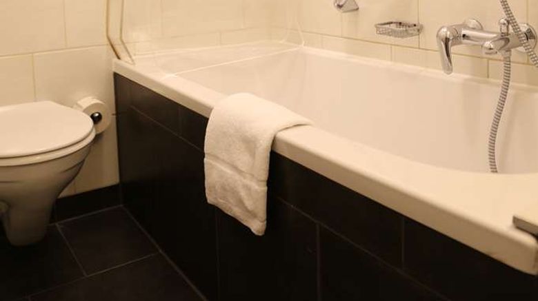 <b>Park Hotel am Berliner Tor Hamburg Room</b>. Images powered by <a href="https://iceportal.shijigroup.com/" title="IcePortal" target="_blank">IcePortal</a>.