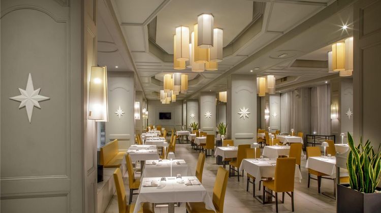 Grand Fleming Hotel Restaurant