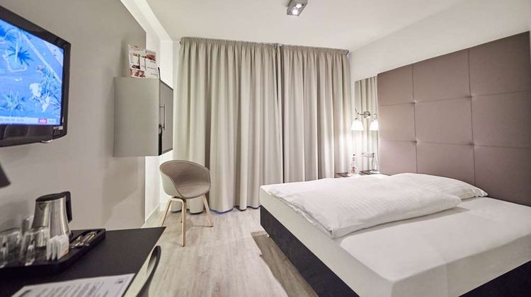 Hotel Amadeus Room