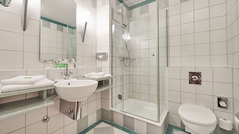 <b>Hotel Amadeus Room</b>. Images powered by <a href="https://iceportal.shijigroup.com/" title="IcePortal" target="_blank">IcePortal</a>.