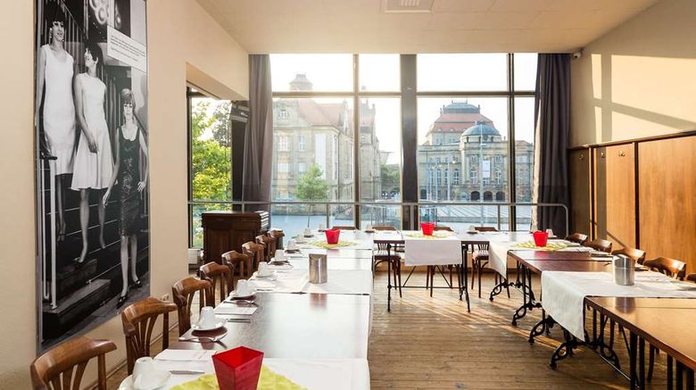 <b>Hotel An Der Oper Chemnitz Meeting</b>. Images powered by <a href="https://iceportal.shijigroup.com/" title="IcePortal" target="_blank">IcePortal</a>.