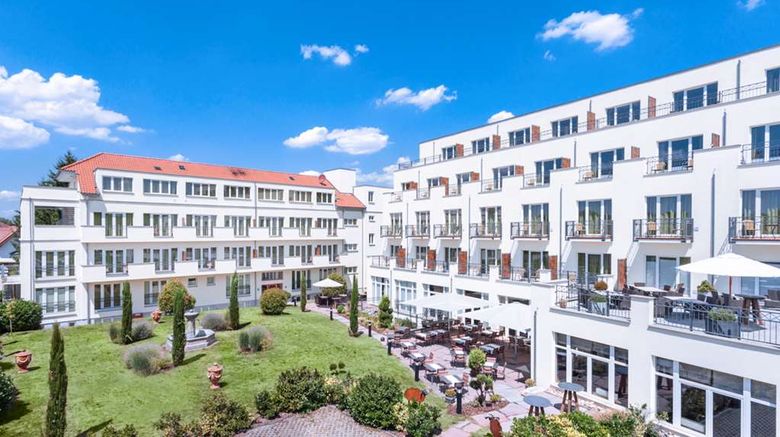 <b>Hotel Villa Medici Exterior</b>. Images powered by <a href="https://iceportal.shijigroup.com/" title="IcePortal" target="_blank">IcePortal</a>.