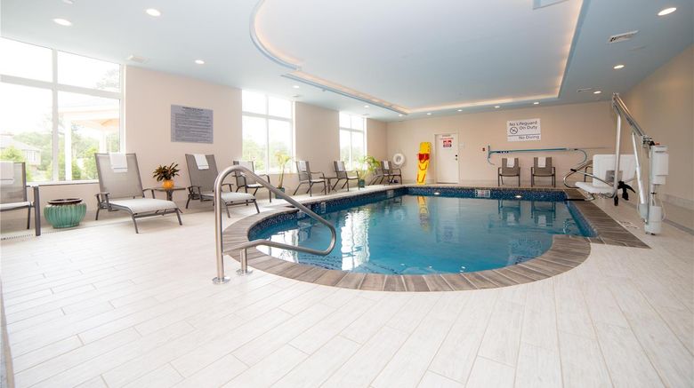 <b>Hampton Inn Atlantic City/Absecon Pool</b>. Images powered by <a href="https://iceportal.shijigroup.com/" title="IcePortal" target="_blank">IcePortal</a>.