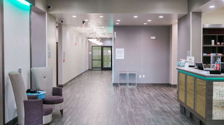<b>Hampton Inn & Suites Amarillo East Lobby</b>. Images powered by <a href="https://iceportal.shijigroup.com/" title="IcePortal" target="_blank">IcePortal</a>.
