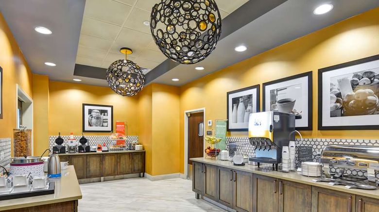 <b>Hampton Inn Atlanta Kennesaw Restaurant</b>. Images powered by <a href="https://iceportal.shijigroup.com/" title="IcePortal" target="_blank">IcePortal</a>.