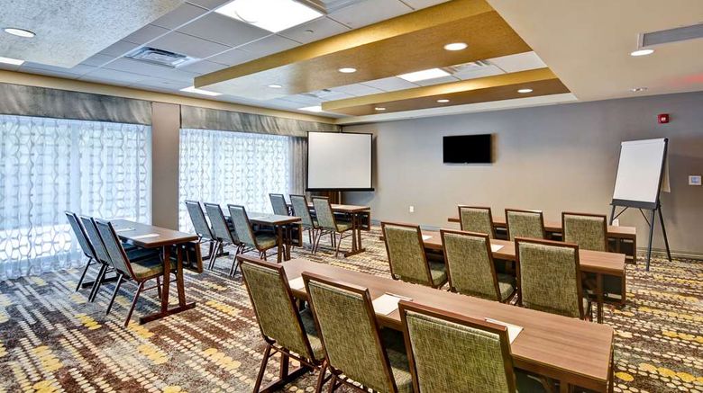 <b>Hampton Inn Atlanta Kennesaw Meeting</b>. Images powered by <a href="https://iceportal.shijigroup.com/" title="IcePortal" target="_blank">IcePortal</a>.