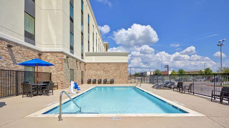 <b>Hampton Inn Kyle Pool</b>. Images powered by <a href="https://iceportal.shijigroup.com/" title="IcePortal" target="_blank">IcePortal</a>.