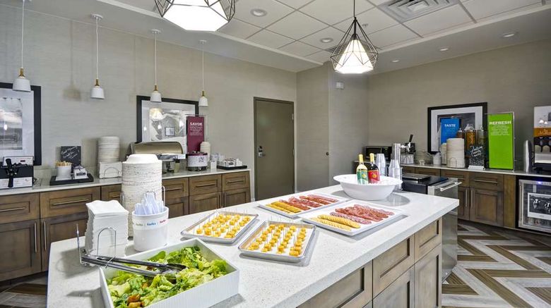 <b>Hampton Inn Kyle Restaurant</b>. Images powered by <a href="https://iceportal.shijigroup.com/" title="IcePortal" target="_blank">IcePortal</a>.