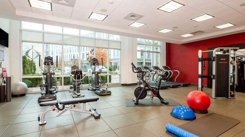 <b>Hilton Garden Inn Asheville Downtown Health</b>. Images powered by <a href="https://iceportal.shijigroup.com/" title="IcePortal" target="_blank">IcePortal</a>.