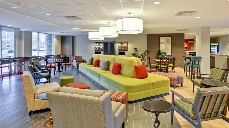 Home2 Suites by Hilton Dickson City Lobby
