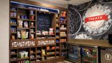 <b>Hampton Inn & Suites Baltimore/Aberdeen Restaurant</b>. Images powered by <a href="https://iceportal.shijigroup.com/" title="IcePortal" target="_blank">IcePortal</a>.