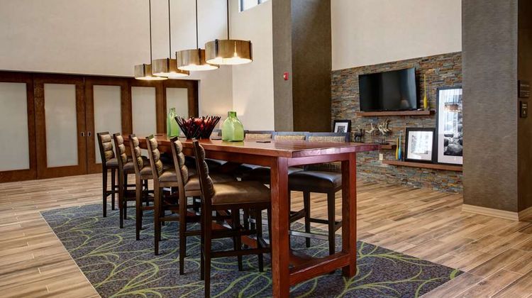 Hampton Inn & Suites Baltimore/Aberdeen Lobby
