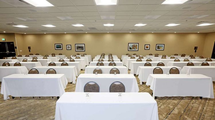 DoubleTree by Hilton West Fargo Meeting