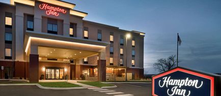 Hampton Inn Spring Hill Exterior