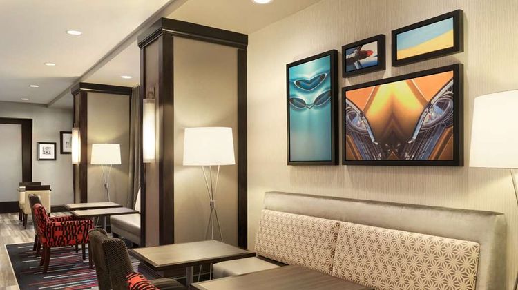 Hampton Inn Spring Hill Lobby