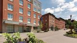 <b>Hampton Inn St Albans Exterior</b>. Images powered by <a href="https://iceportal.shijigroup.com/" title="IcePortal" target="_blank">IcePortal</a>.