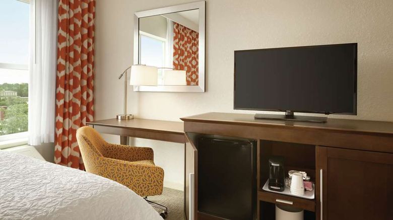 <b>Hampton Inn St Albans Room</b>. Images powered by <a href="https://iceportal.shijigroup.com/" title="IcePortal" target="_blank">IcePortal</a>.