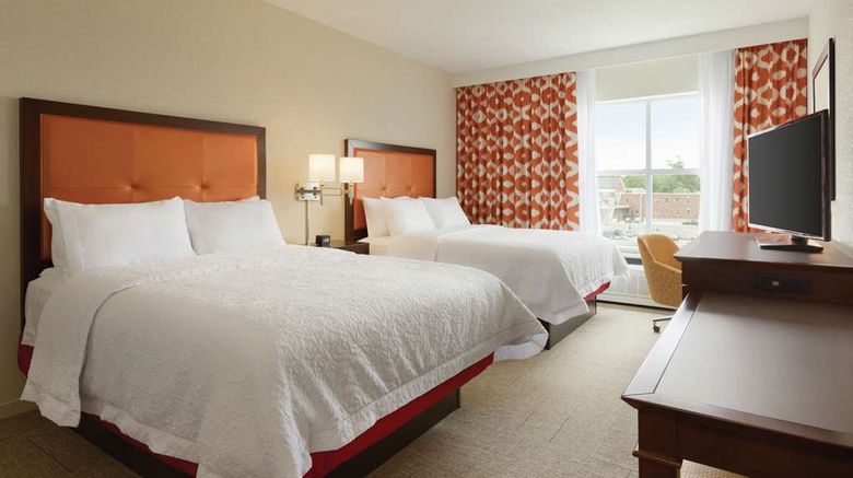 <b>Hampton Inn St Albans Room</b>. Images powered by <a href="https://iceportal.shijigroup.com/" title="IcePortal" target="_blank">IcePortal</a>.