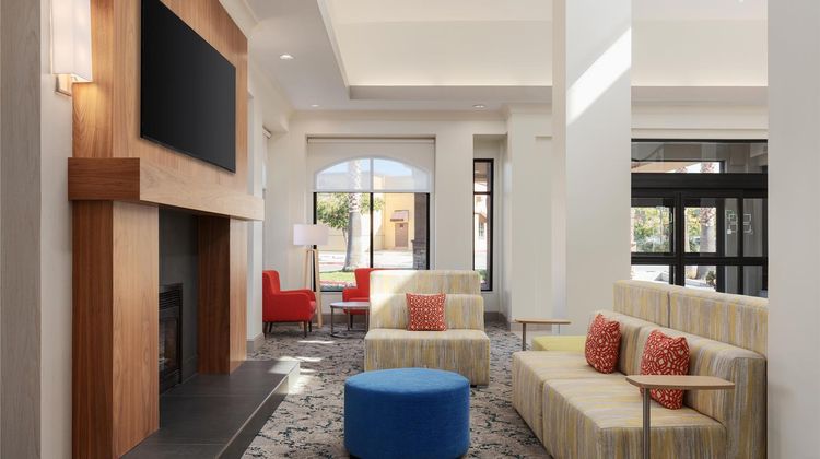 Hilton Garden Inn Palmdale Lobby
