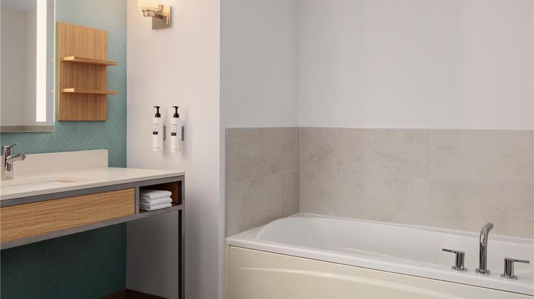 Hilton Garden Inn Palmdale Room