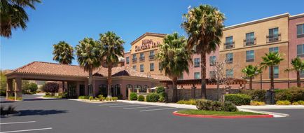 Hilton Garden Inn Palmdale Exterior