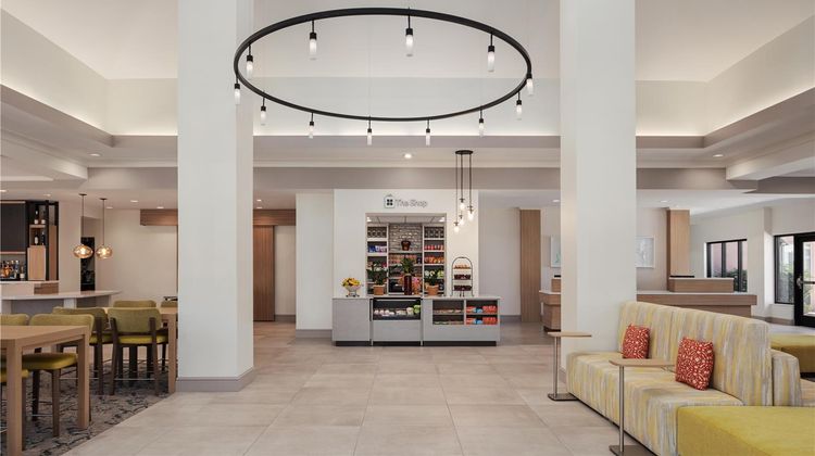 Hilton Garden Inn Palmdale Lobby