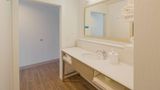 <b>Hampton Inn Crestview South I-10 Room</b>. Images powered by <a href="https://iceportal.shijigroup.com/" title="IcePortal" target="_blank">IcePortal</a>.