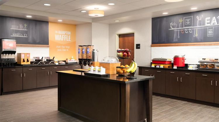 Hampton Inn Fairmont Restaurant