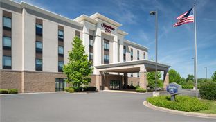 Hampton Inn Fairmont