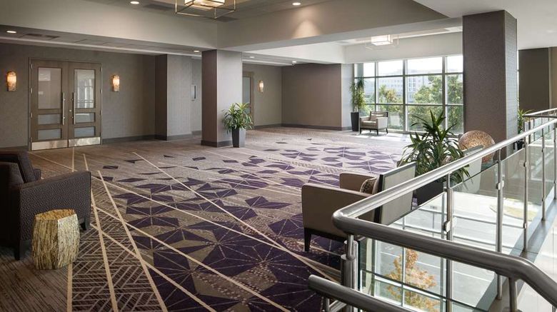 <b>Embassy Suites by Hilton Uptown Meeting</b>. Images powered by <a href="https://iceportal.shijigroup.com/" title="IcePortal" target="_blank">IcePortal</a>.