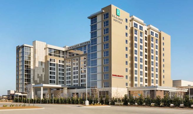 Embassy Suites Denton Convention Ctr Exterior