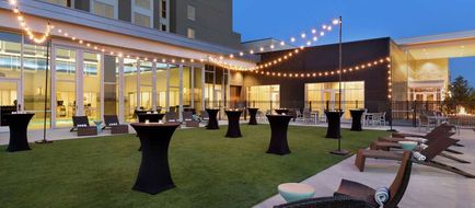 Embassy Suites Denton Convention Ctr Exterior