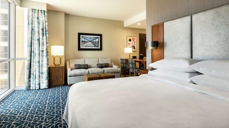 Embassy Suites Denton Convention Ctr Room