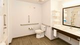 Hampton Inn & Suites Duluth North Room