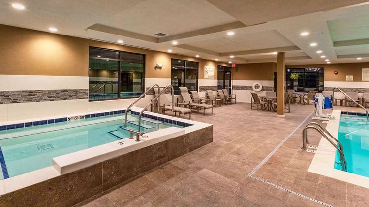 Hampton Inn & Suites Duluth North Pool