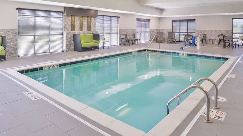 <b>Hampton Inn & Suites Altoona/Des Moines Pool</b>. Images powered by <a href="https://iceportal.shijigroup.com/" title="IcePortal" target="_blank">IcePortal</a>.